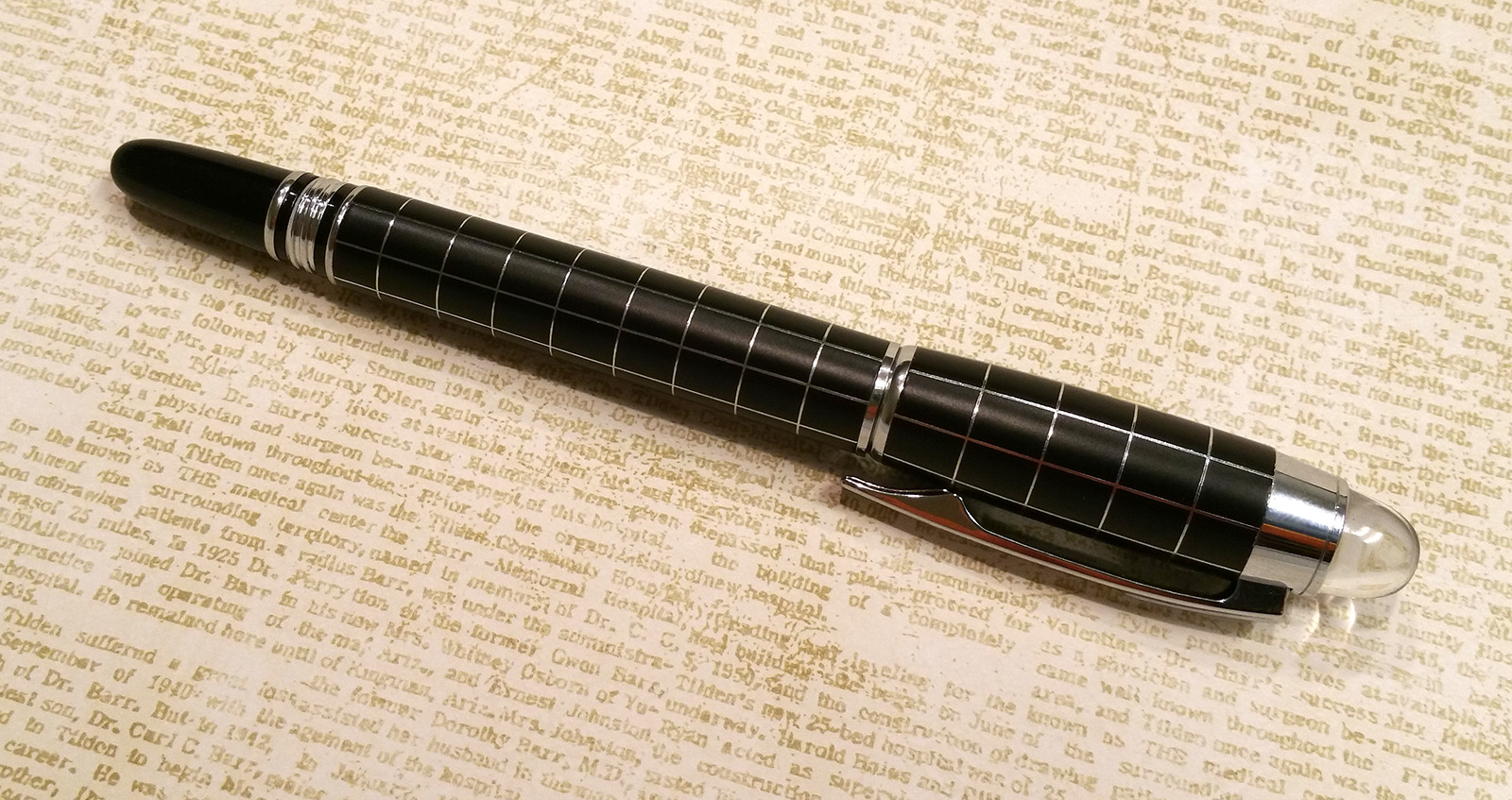 Baoer No 79 Lacquered Blue Rollerball Pen with Chrome Trim 